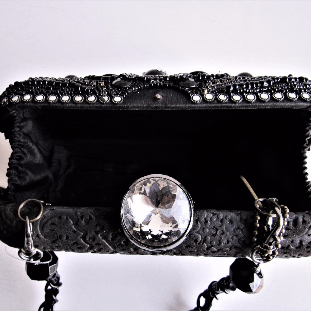 Mary Frances New Sublime Black Beaded E-W Baguette - Picture 7 of 8